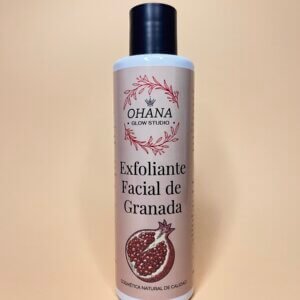Exfoliante facial de granada natural